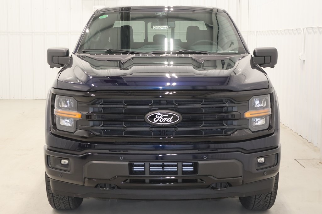 2025 Ford F-150 XLT photo 3