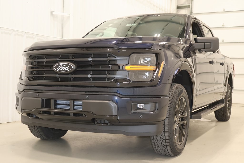 2025 Ford F-150 XLT photo 4