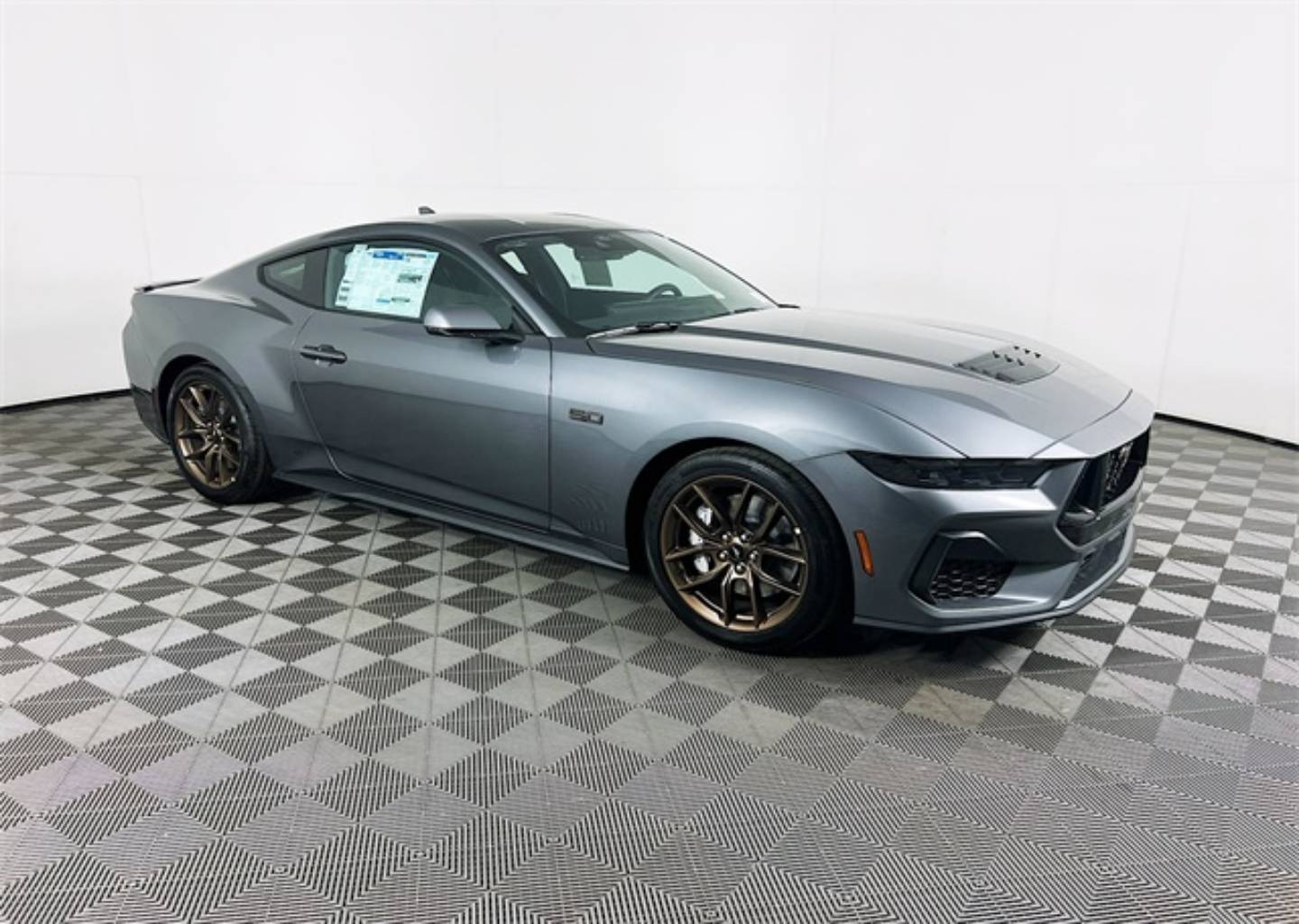 2025 Ford Mustang GT Premium's photo