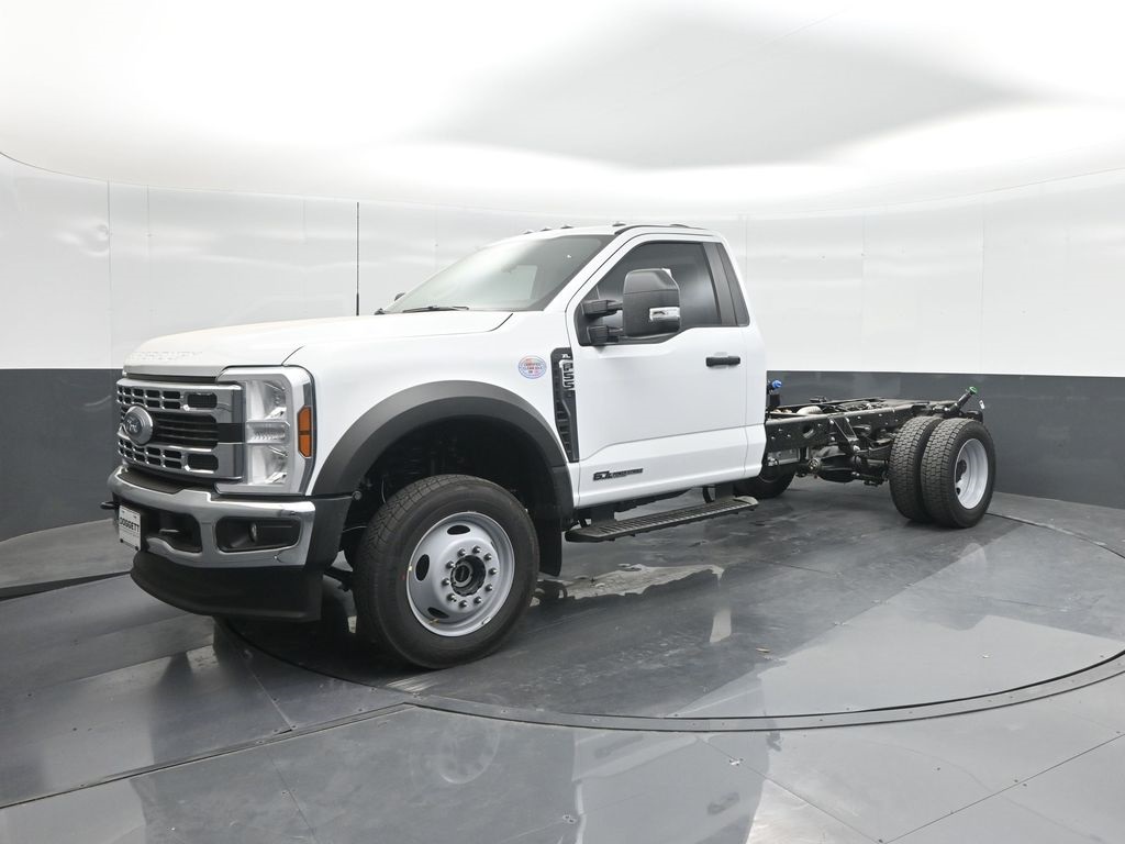 2026 Ford F-550 XL photo 4