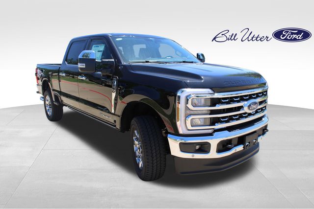 2025 Ford F-250 photo 2
