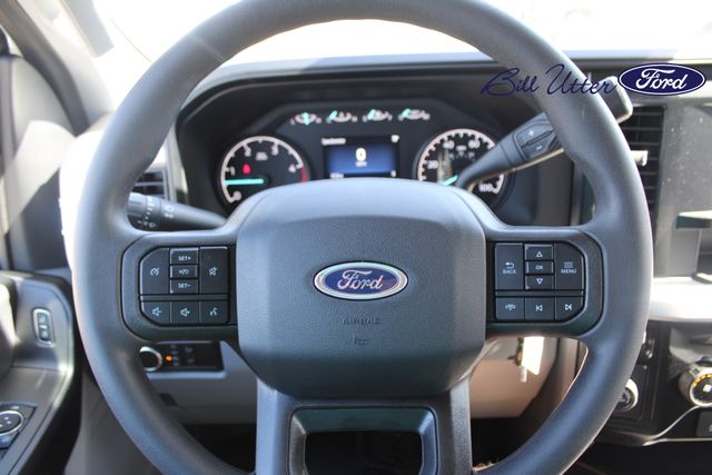 2025 Ford F-250 photo 15
