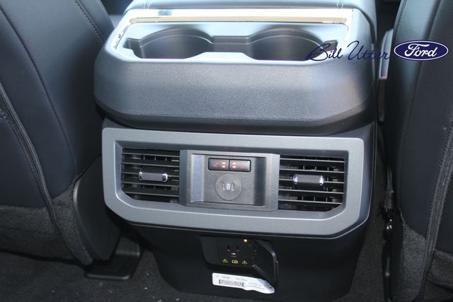 2025 Ford F-250 photo 8