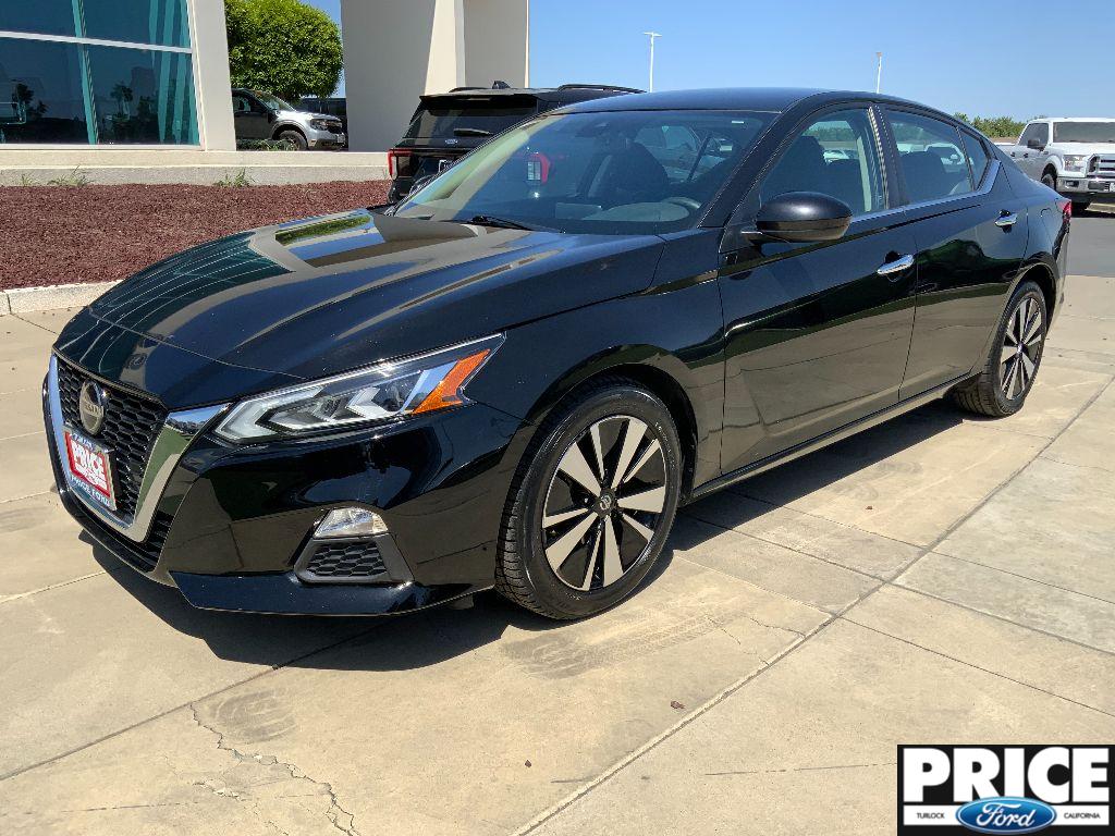 Used 2022 Nissan Altima 2.5 SV