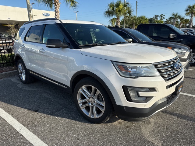 Used 2017 Ford Explorer XLT