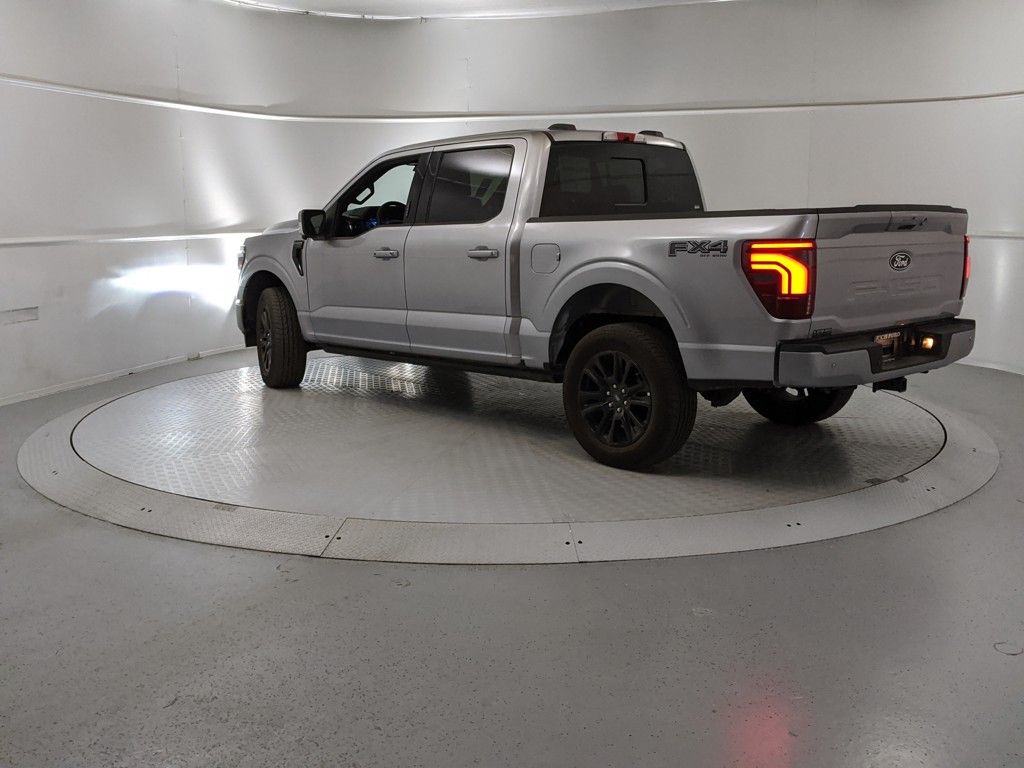 2024 Ford F-150 Platinum photo 4