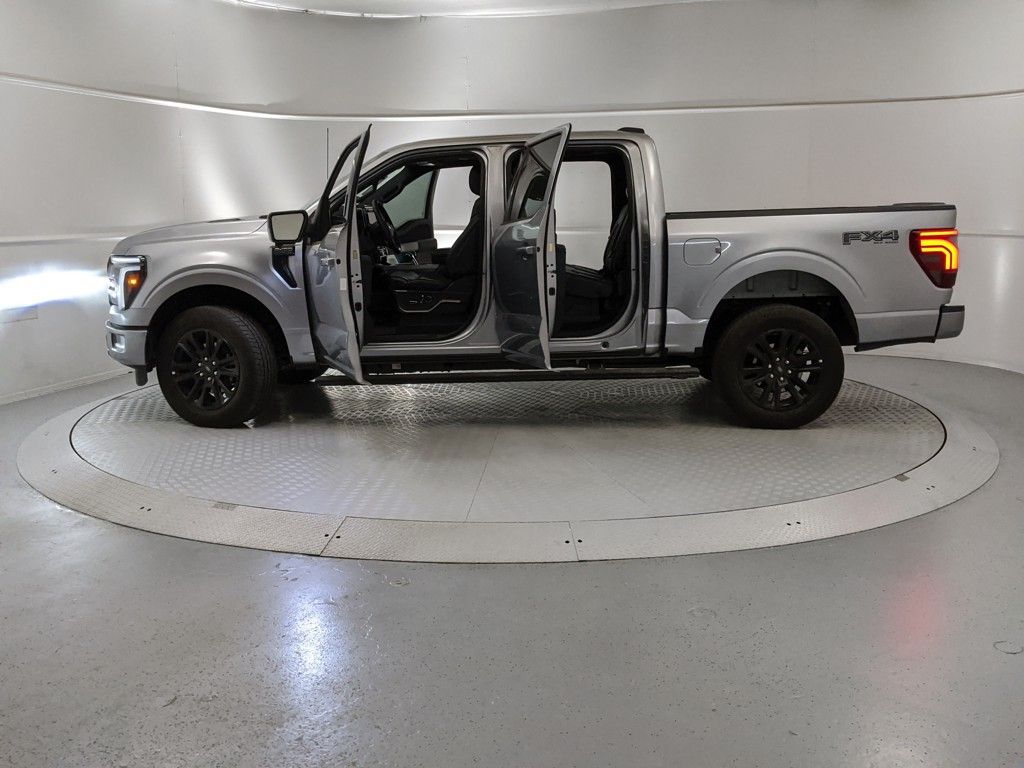 2024 Ford F-150 Platinum photo 10