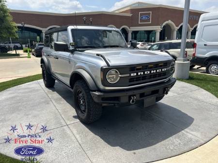 2022 Ford Bronco Black Diamond