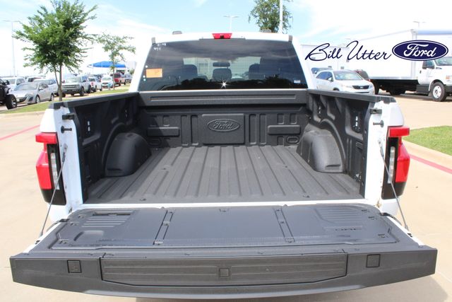 2025 Ford F-150 XLT photo 6