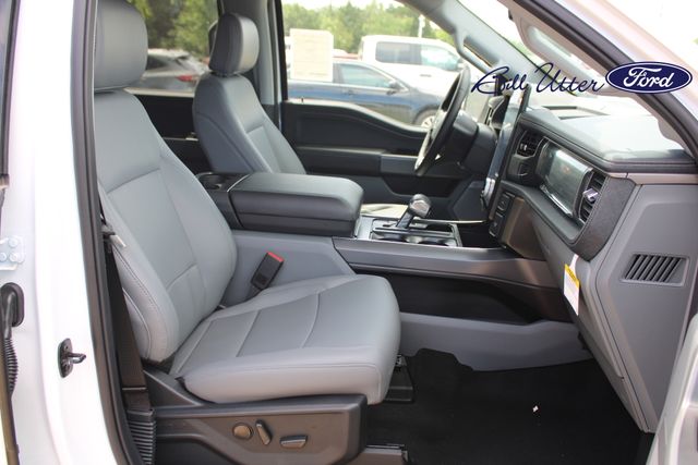 2025 Ford F-150 XLT photo 8
