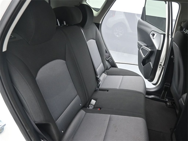 2023 Kia Soul LX photo 12