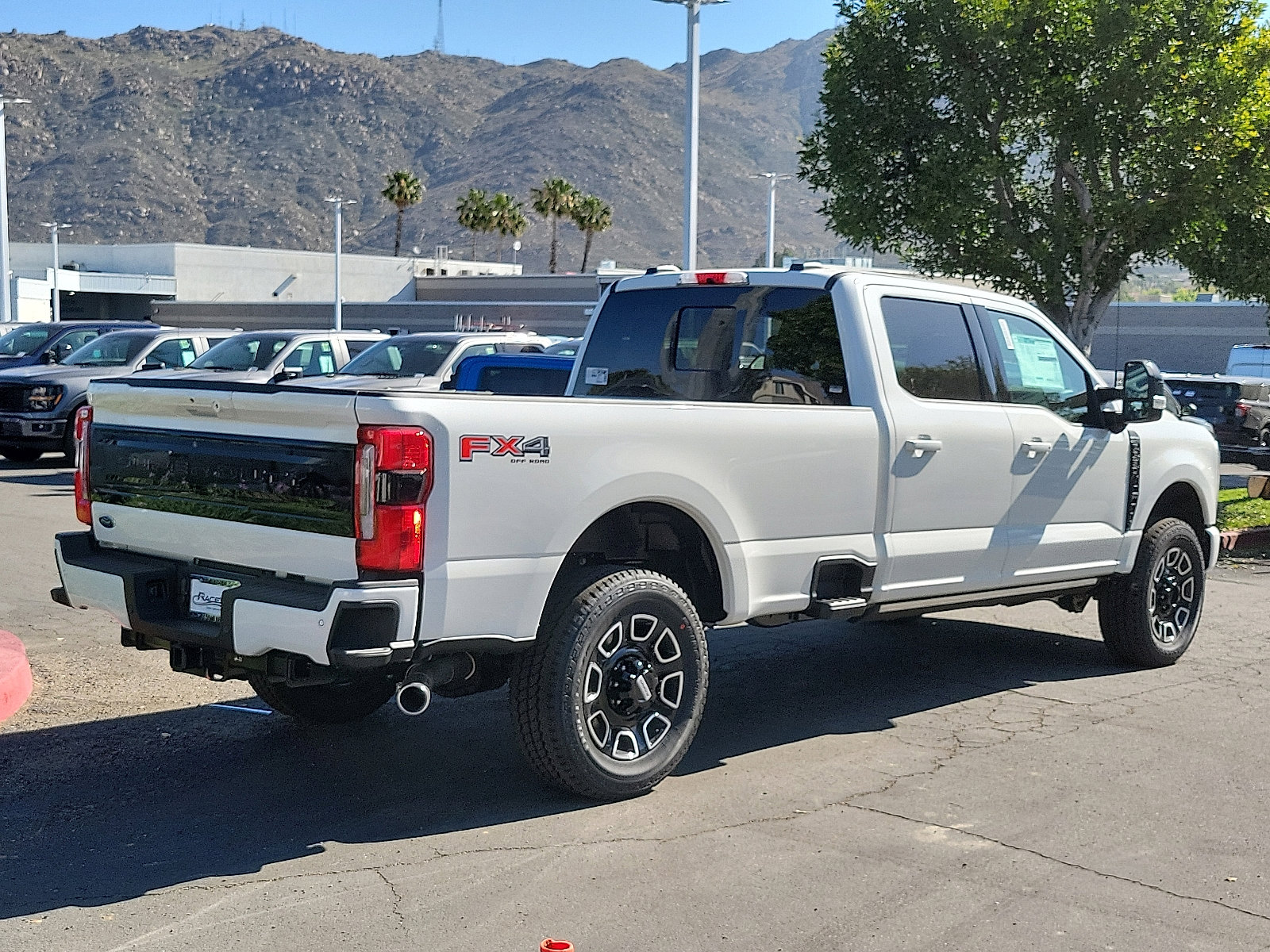 2025 Ford F-350 Platinum photo 2