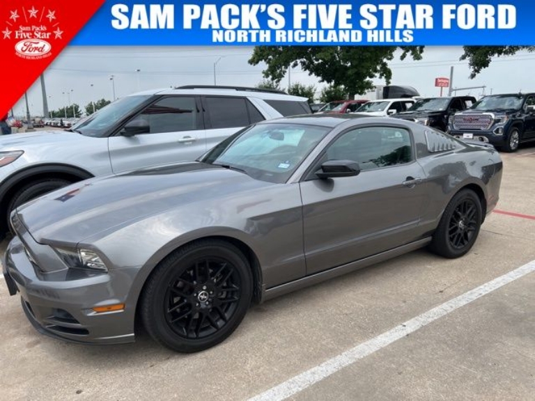 2014 Ford Mustang V6