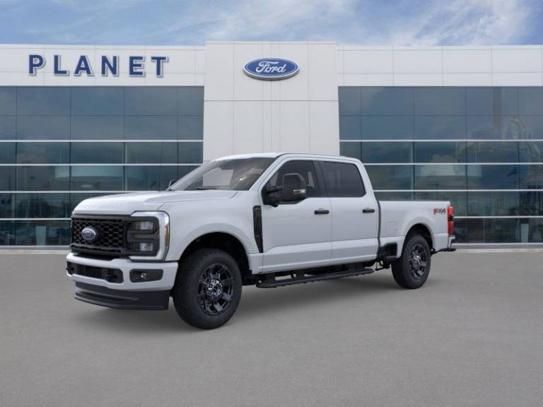 2025 Ford Super Duty F-350 SRW XL 4WD Crew Cab 6.75' Box