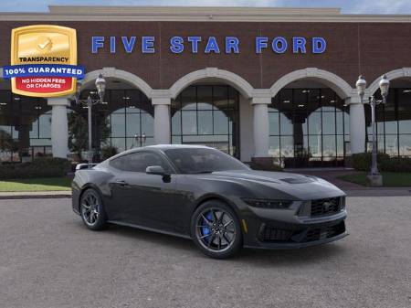 2025 Ford Mustang Dark Horse