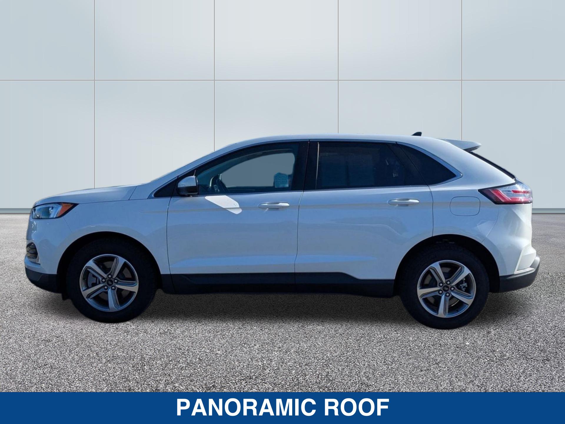 2024 Ford Edge SEL photo 2