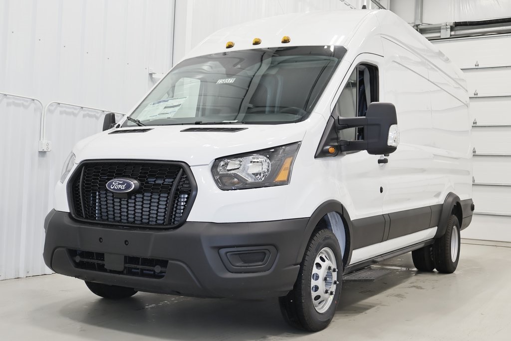 2025 Ford Transit photo 4