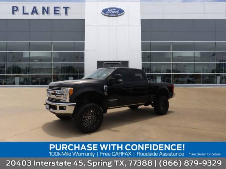 2017 Ford Super Duty F-250 SRW LARIAT 4WD Crew Cab 6.75' Box