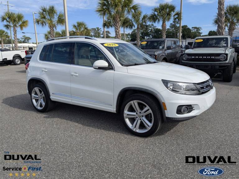 2016 Volkswagen Tiguan R-Line