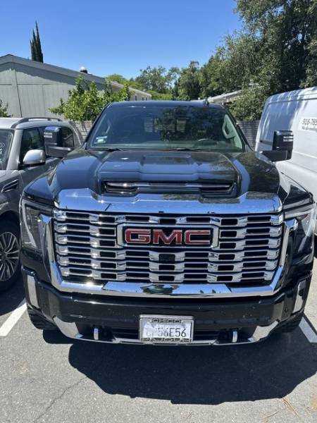 2024 GMC Sierra 3500HD Denali