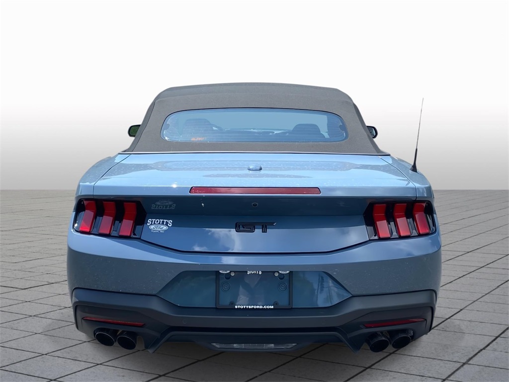 2025 Ford Mustang GT Premium photo 5