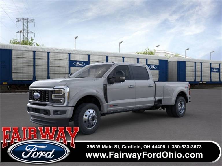 2025 Ford F-450SD Platinum