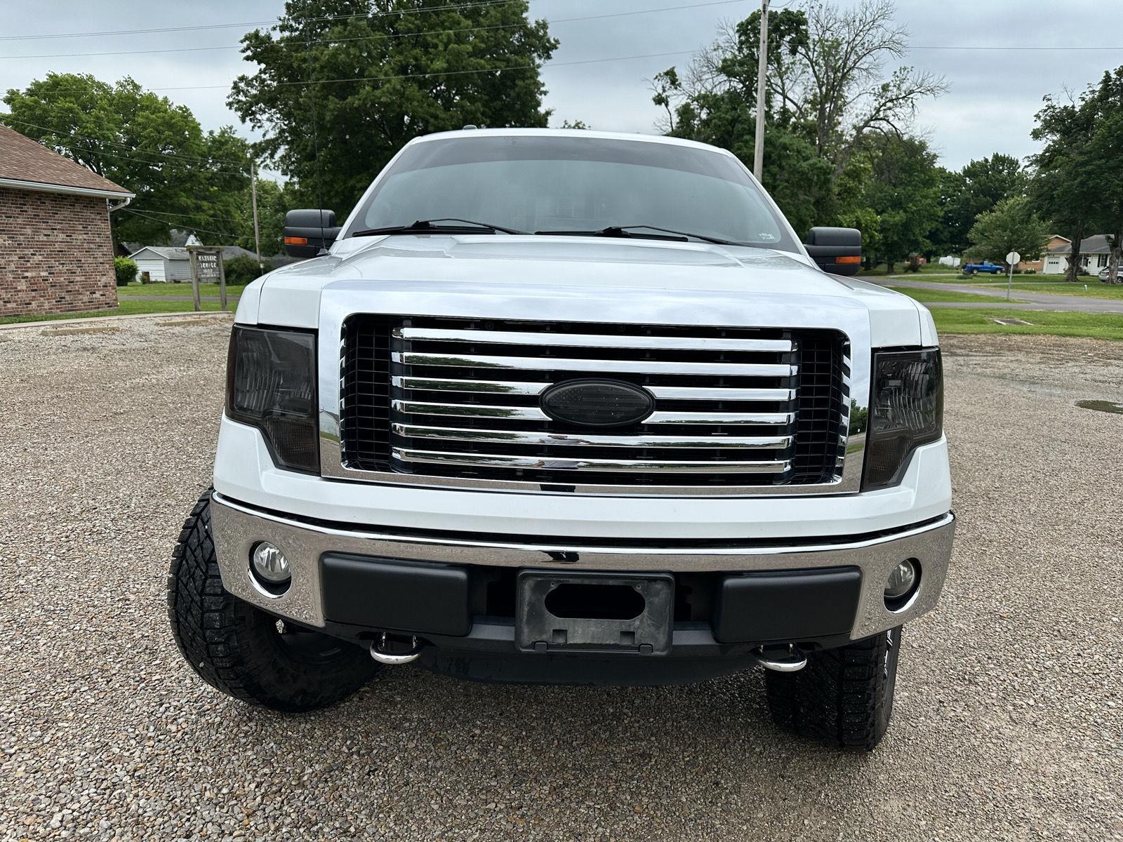 2012 Ford F-150 XLT photo 3