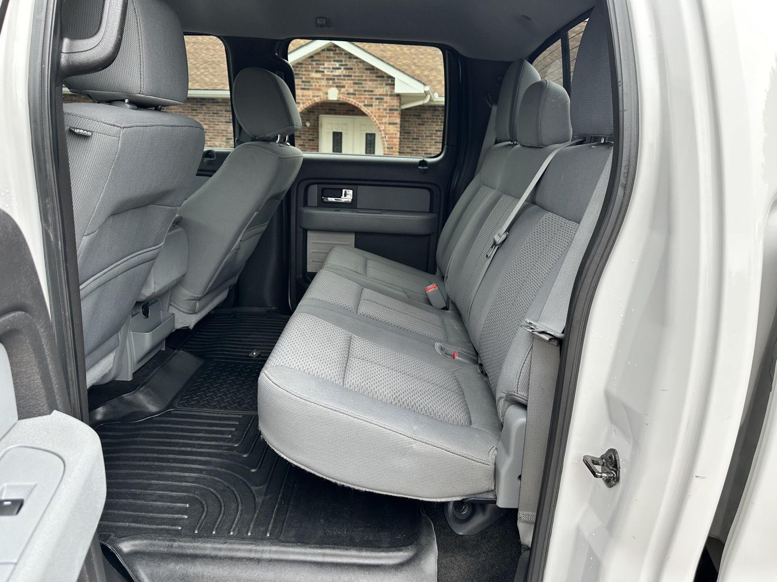 2012 Ford F-150 XLT photo 17
