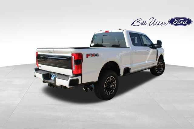 2025 Ford F-250 Platinum photo 3
