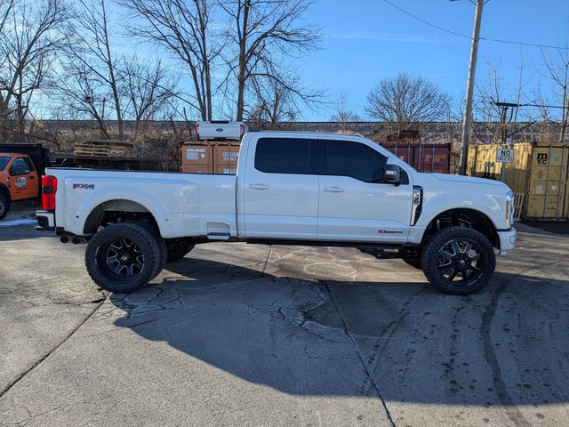 2024 Ford F-350 photo 2