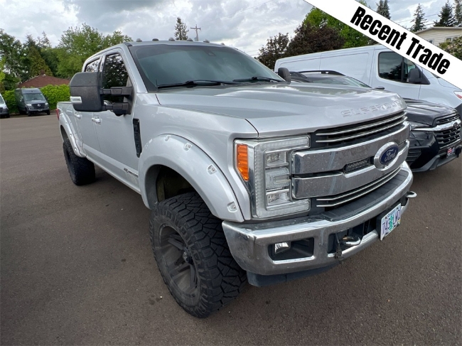 2017 Ford F-350SD LARIAT