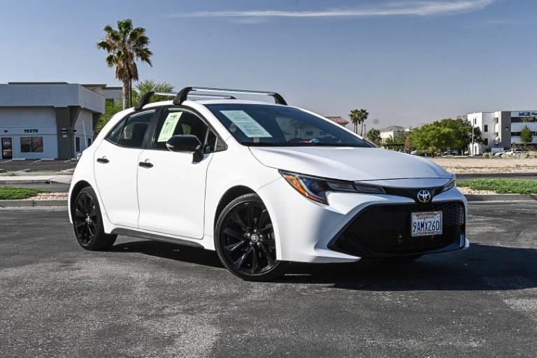 2022 Toyota Corolla Hatchback SE Nightshade Edition
