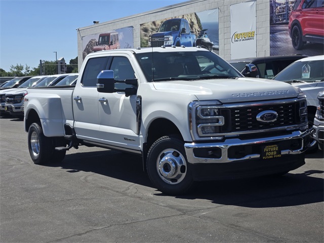 New 2025 Ford F-350SD LARIAT