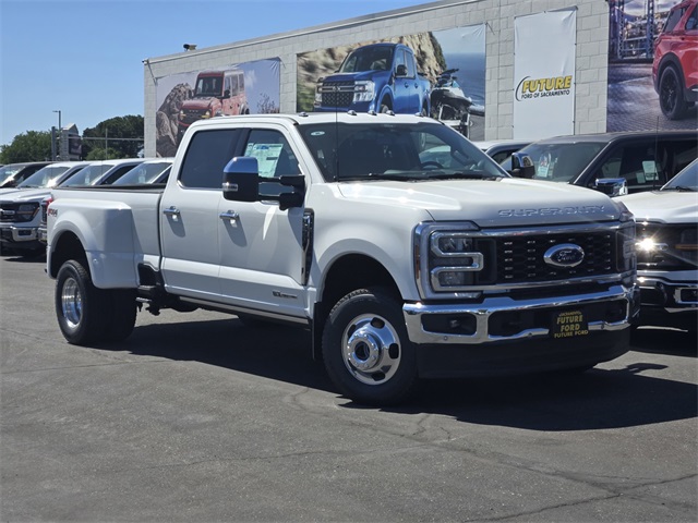 2025 Ford F-350SD LARIAT