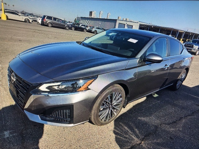 Used 2023 Nissan Altima 2.5 SV