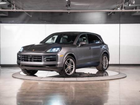2024 Porsche Cayenne DEMO