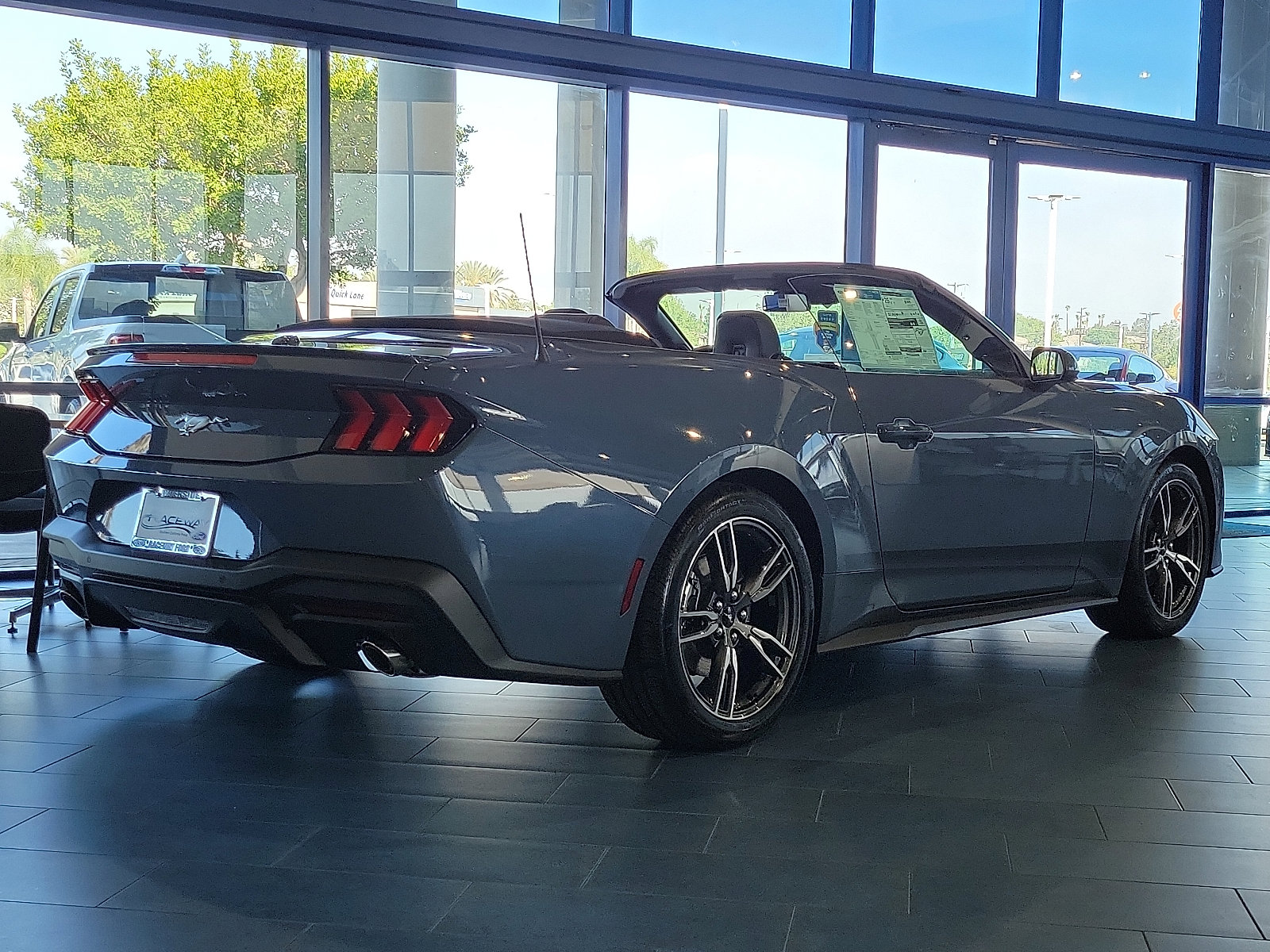 2025 Ford Mustang EcoBoost Premium photo 2