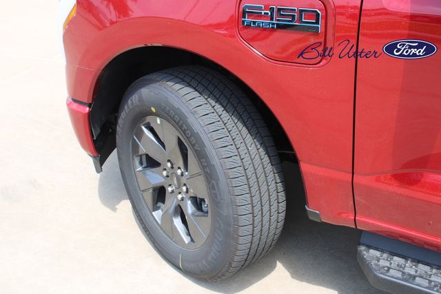 2025 Ford F-150 XLT photo 5