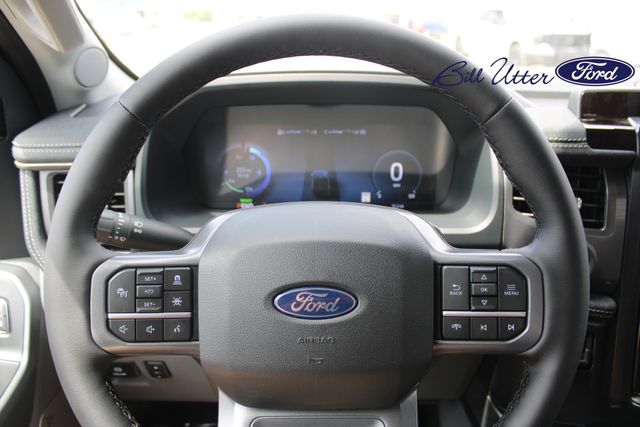 2025 Ford F-150 XLT photo 15