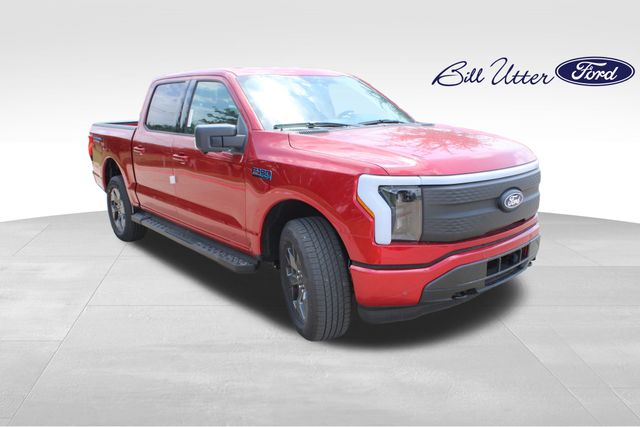 2025 Ford F-150 XLT photo 17