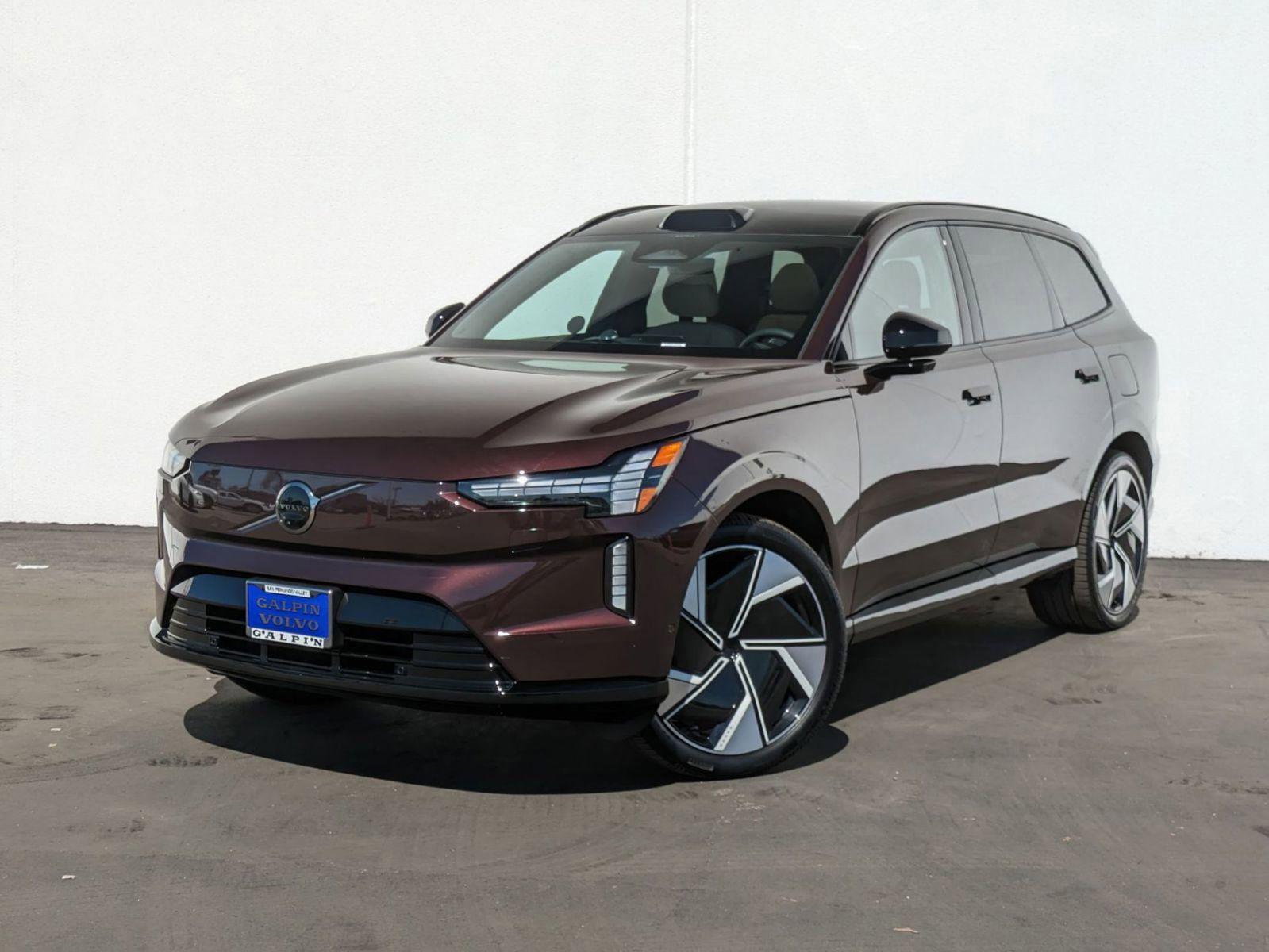 2025 Volvo EX90 Twin Motor Performance Ultra photo 2