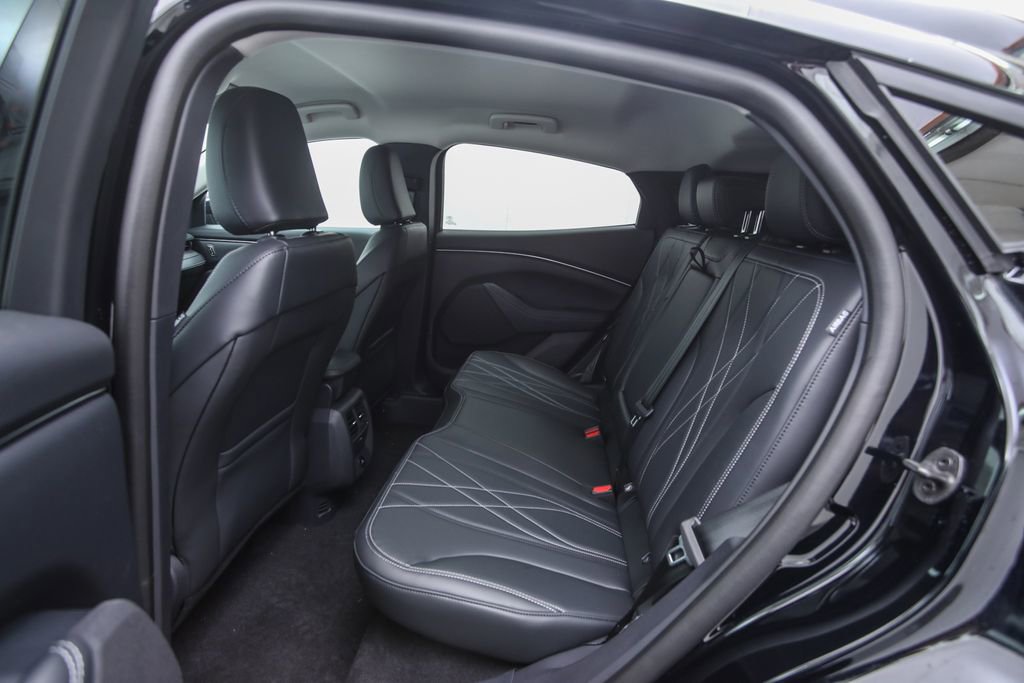 2025 Ford Mustang Mach-E Select photo 13