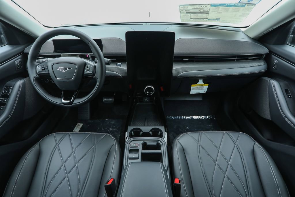 2025 Ford Mustang Mach-E Select photo 14