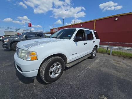 2004 Ford Explorer XLT