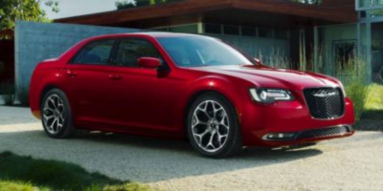 2020 Chrysler 300-Series Touring RWD