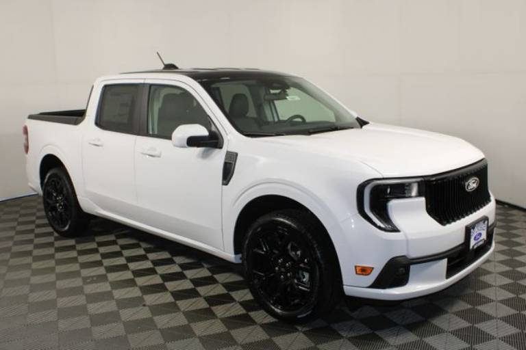 2025 Ford Maverick Lobo Standard