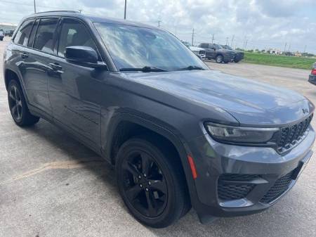 2022 Jeep Grand Cherokee Altitude