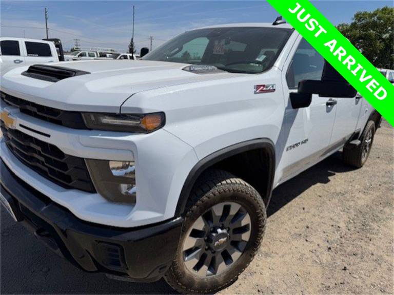2024 Chevrolet Silverado 2500HD Custom