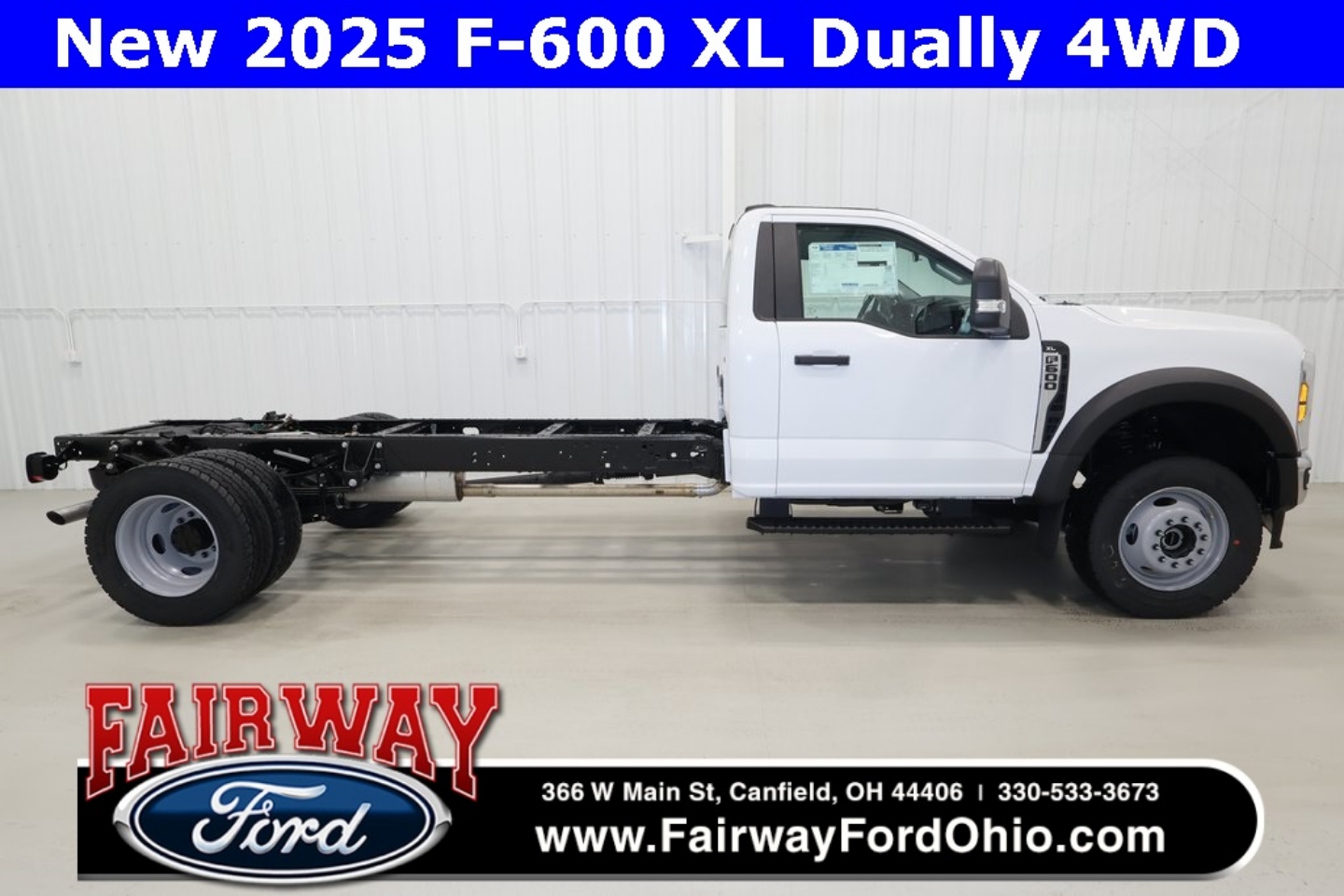 2025 Ford F-600 Super Duty Chassis Cab XL's photo