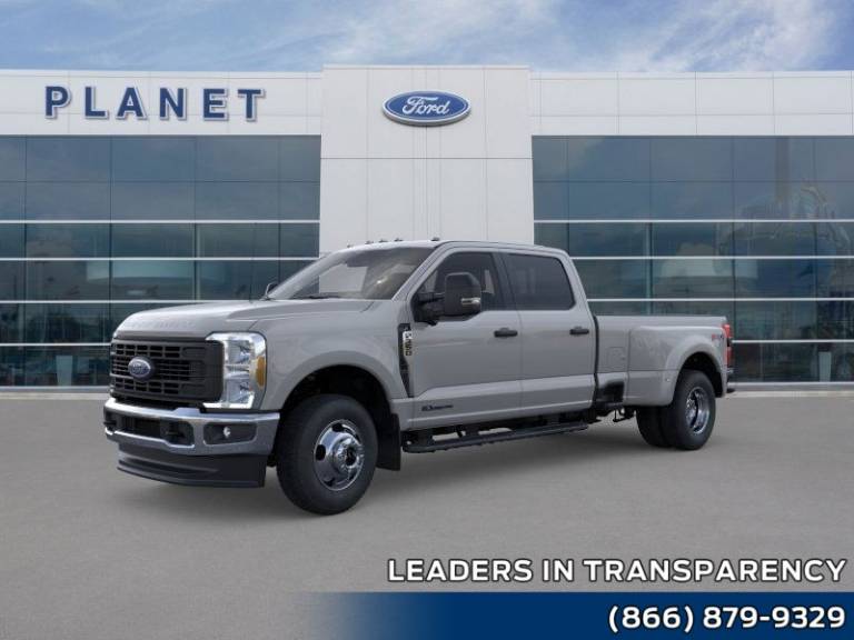 2025 Ford Super Duty F-350 DRW XL 4WD Crew Cab 8' Box